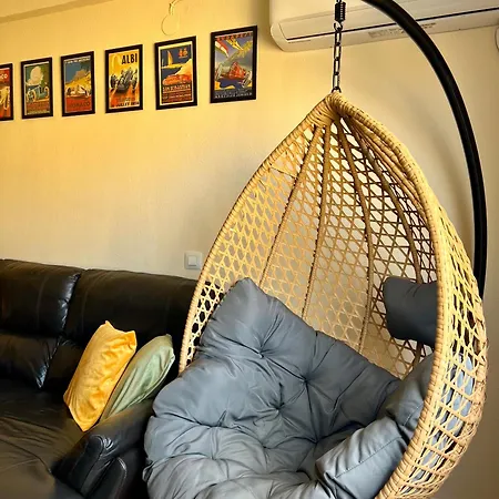 Cozy Flat With & *